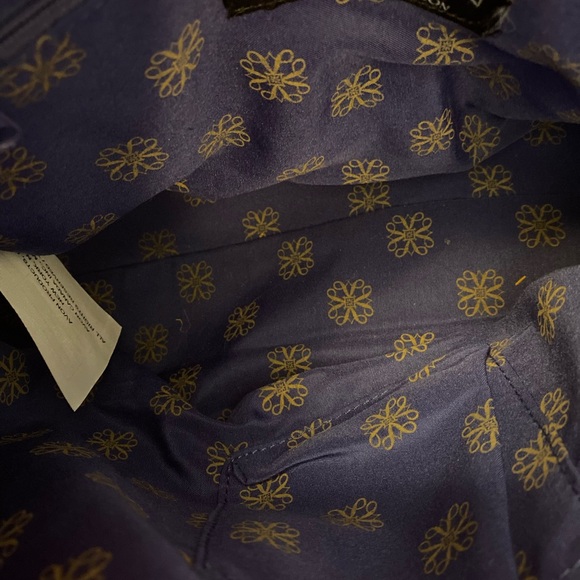 Chic Fuchsia Satchel Bag - Picture 6 of 6